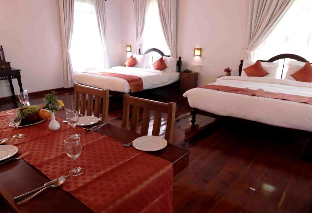 Kumarakom Heritage Resort Коттаям Экстерьер фото