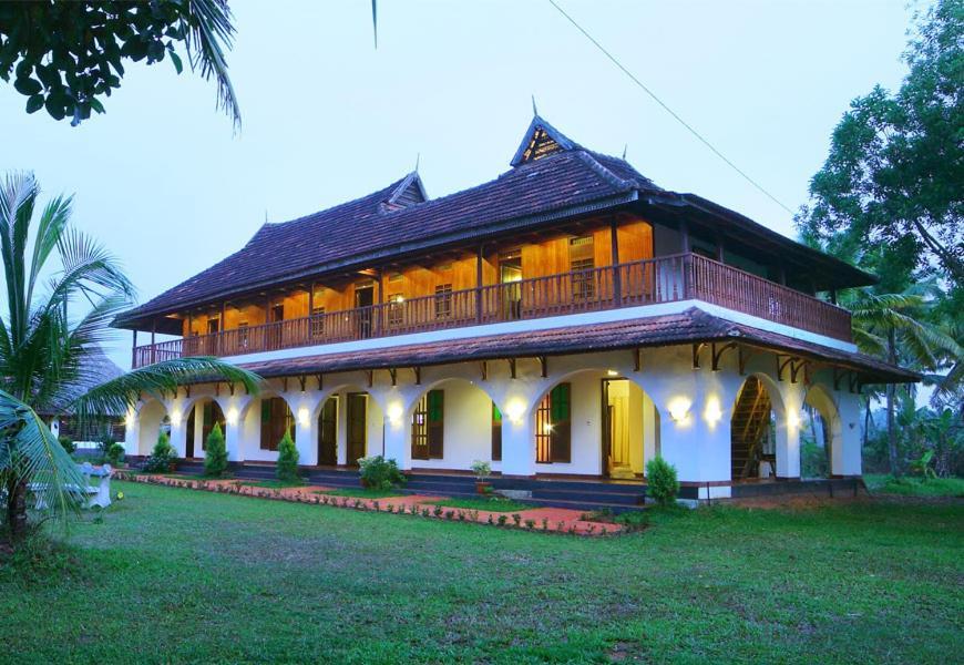 Kumarakom Heritage Resort Коттаям Экстерьер фото