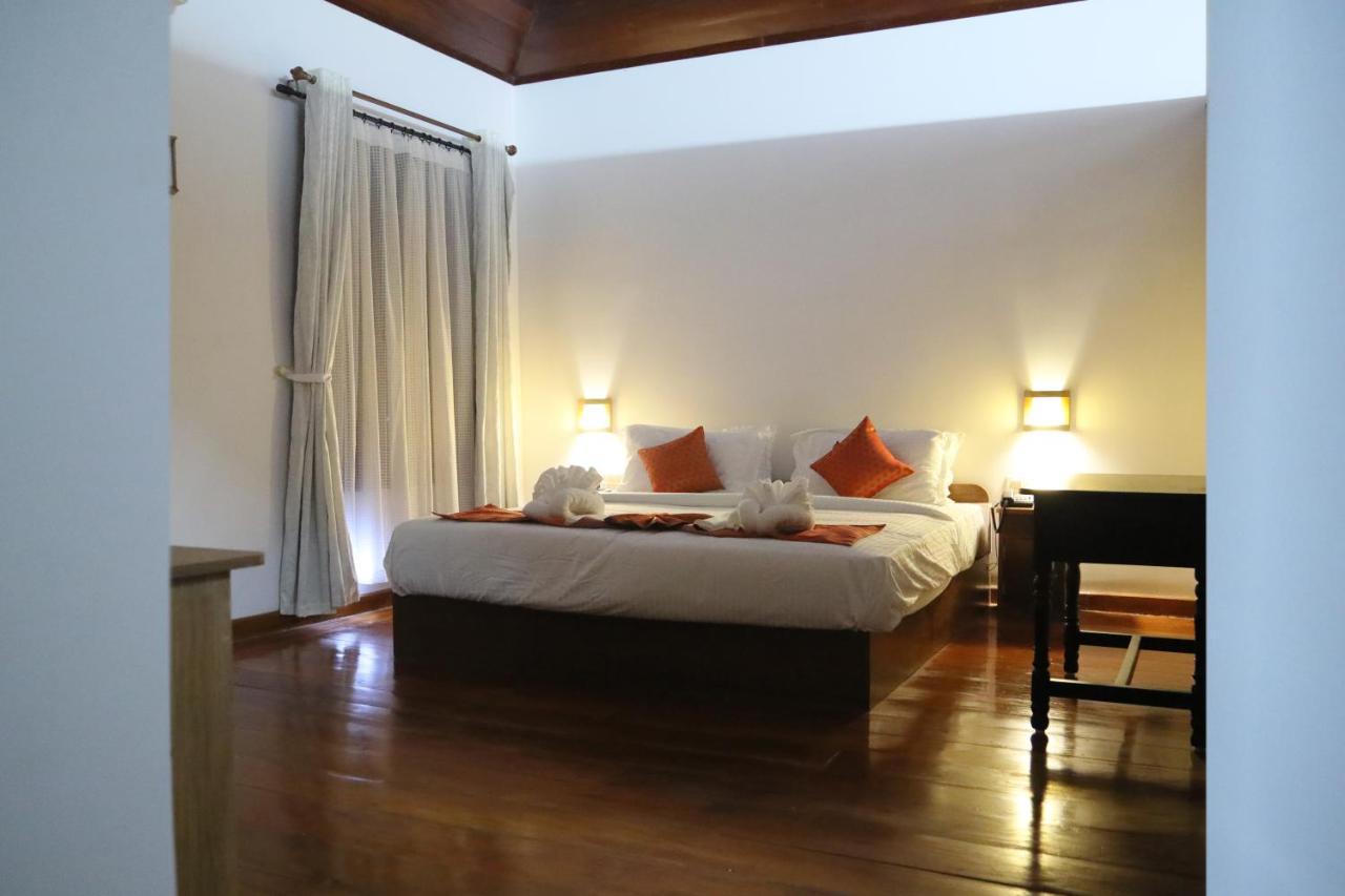 Kumarakom Heritage Resort Коттаям Экстерьер фото