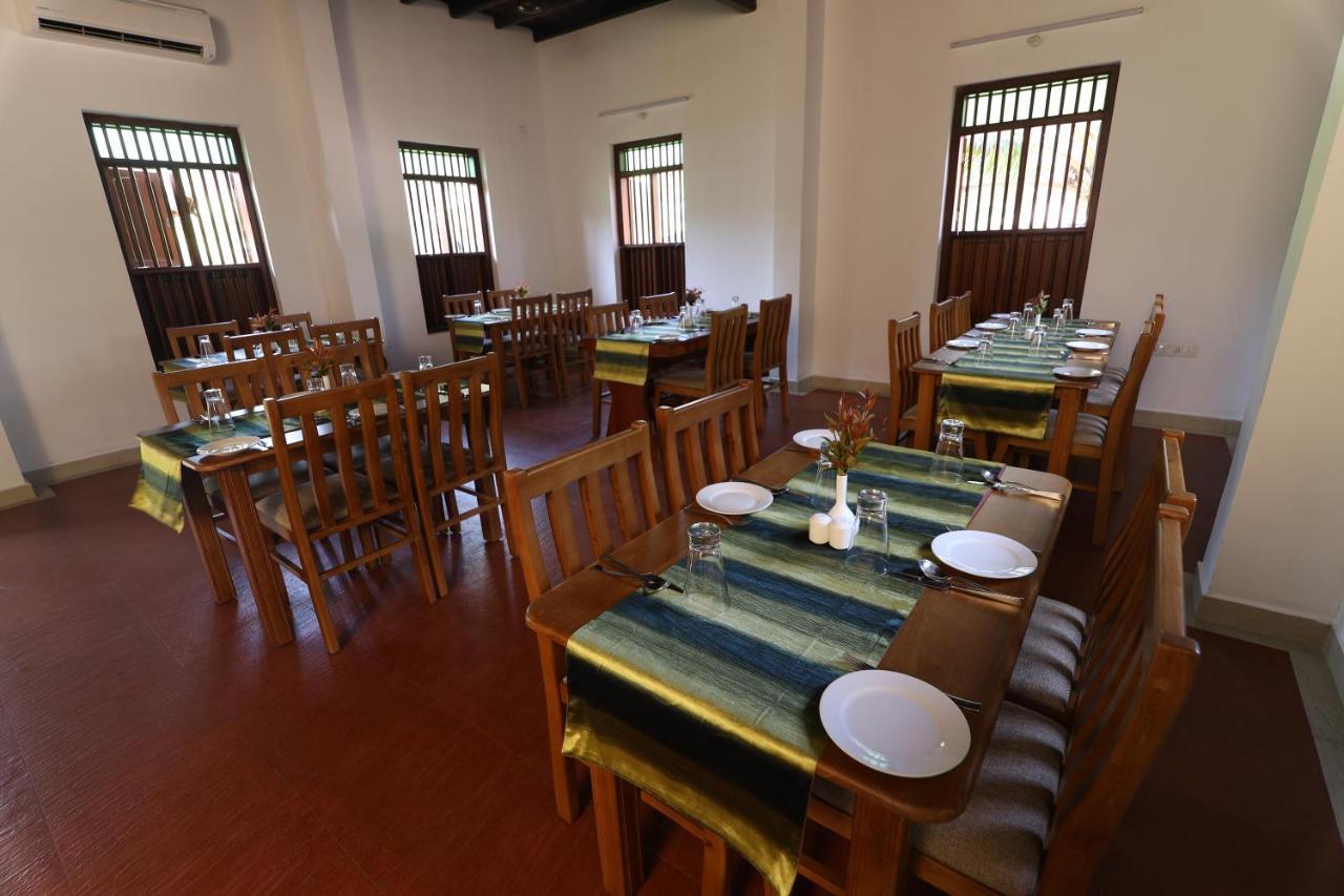Kumarakom Heritage Resort Коттаям Экстерьер фото